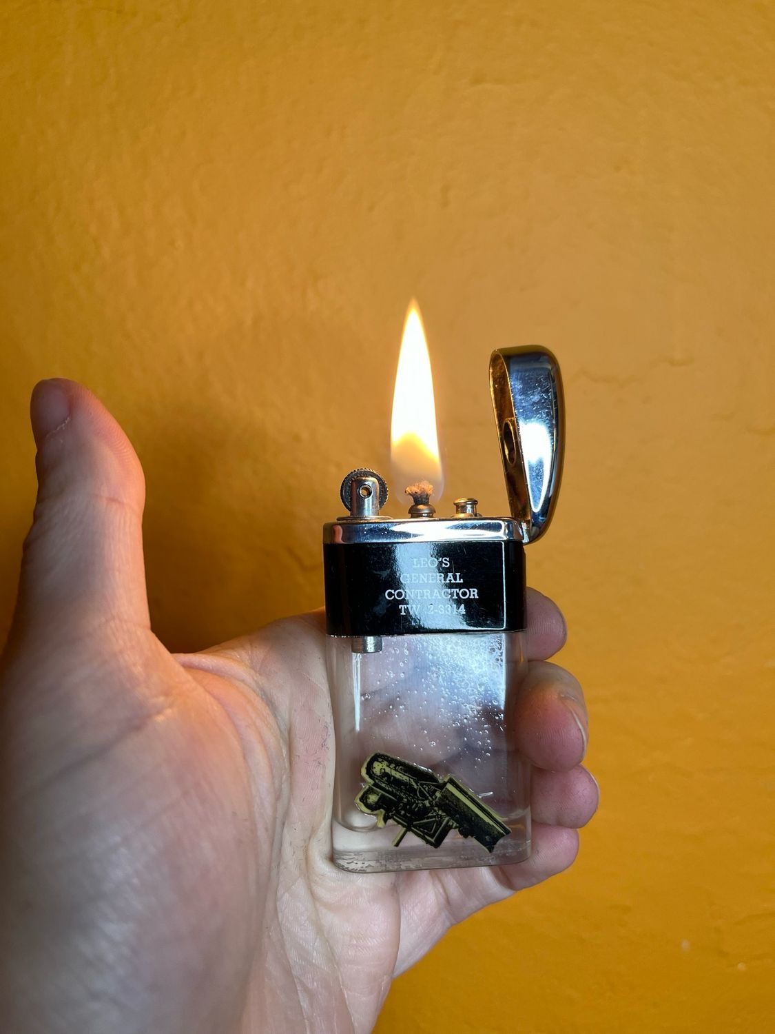 Leo’s General Contractor Ritepoint Shaker Clear Tank Lighter With Tin