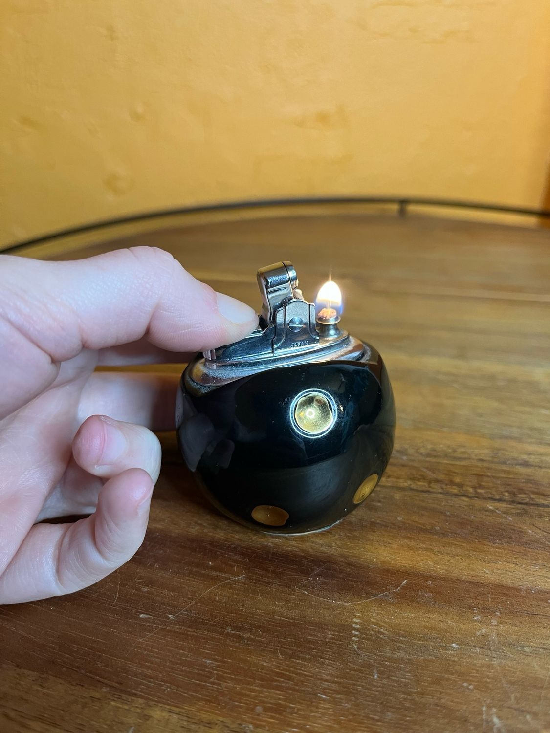 Black &amp; Gold Polka Dots Table Lighter