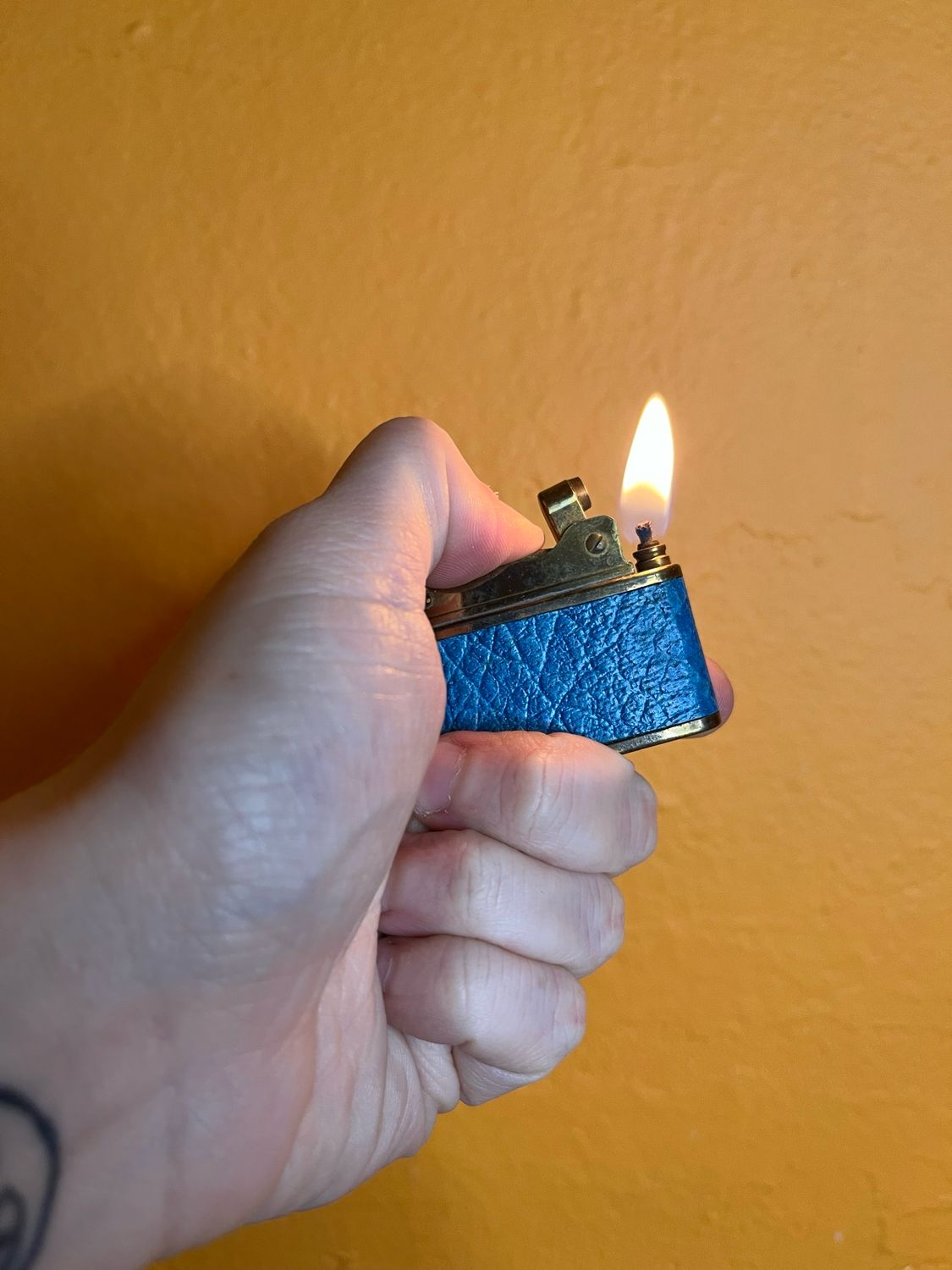 Buxton Blue Leather Lighter