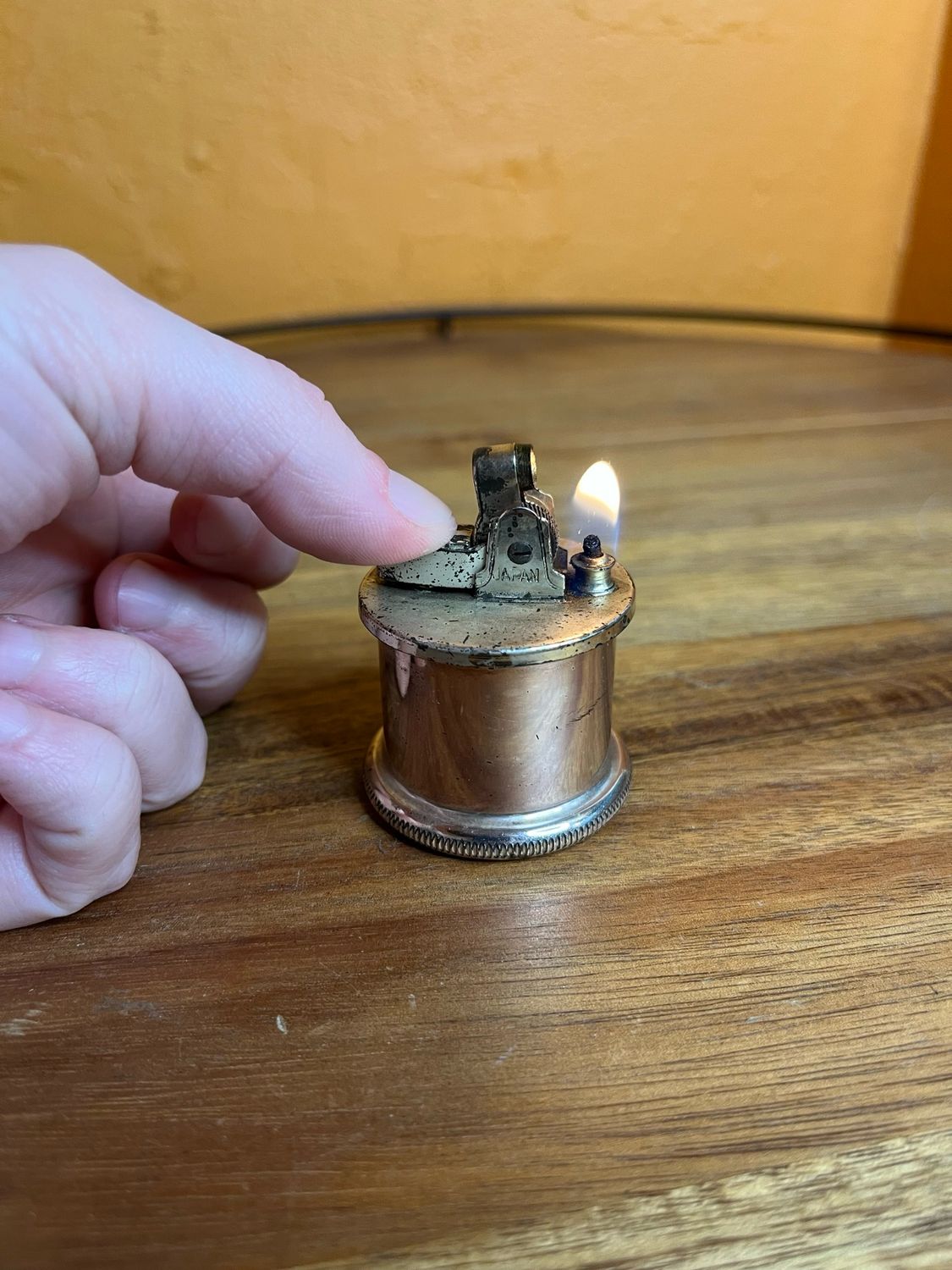 Short Cylinder Table Lighter