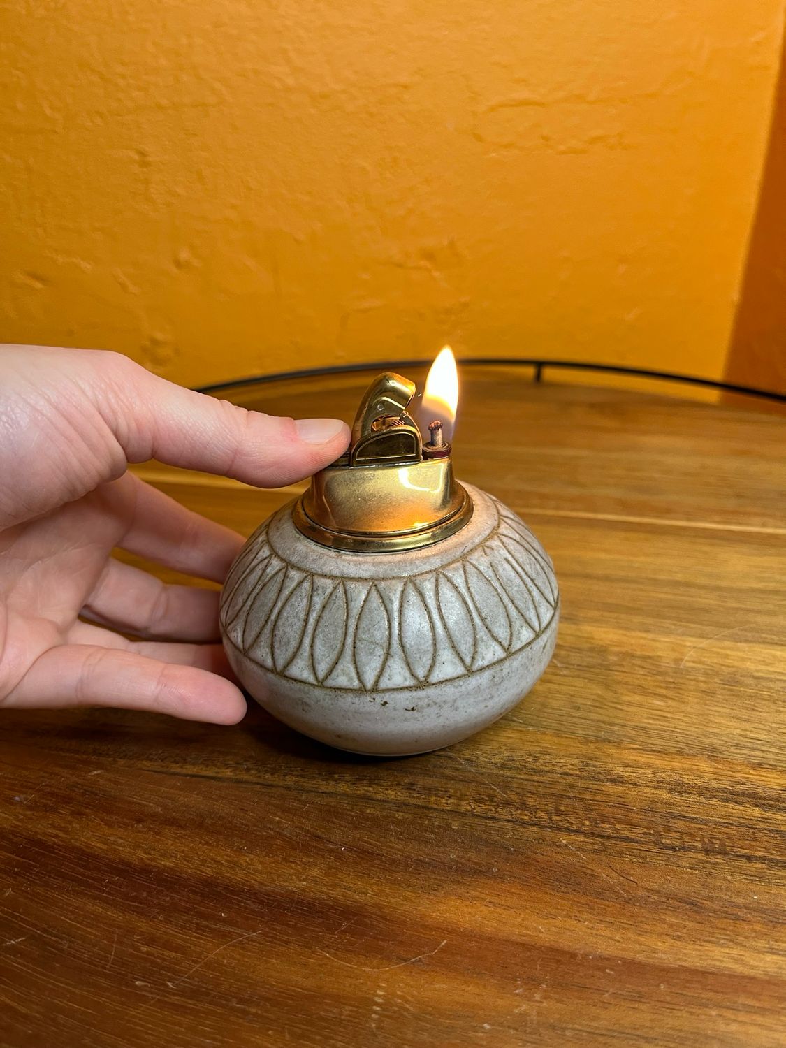 Gilded Grey Ceramic Table Lighter