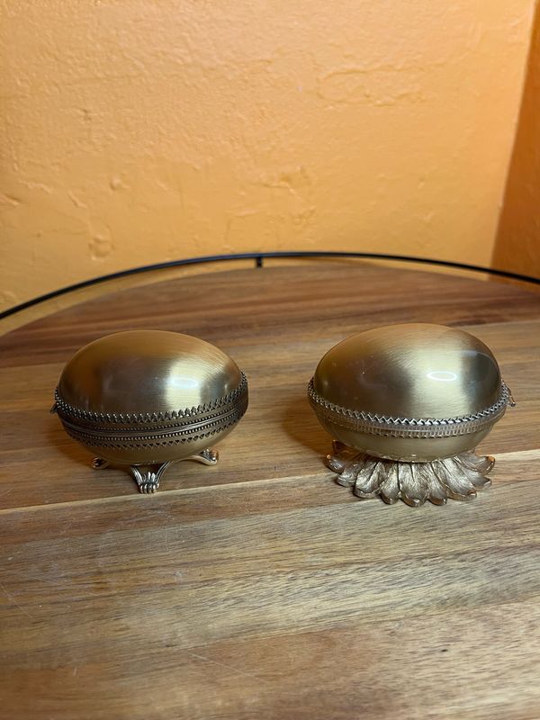 Evans Egg Satin Sheen Brass Table Lighter Pair Set