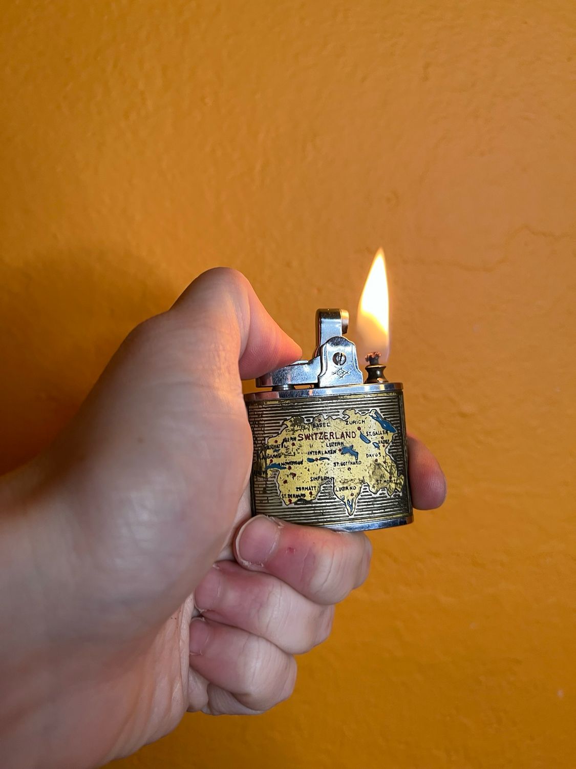 Crown Switzerland Map Souvenir Lighter