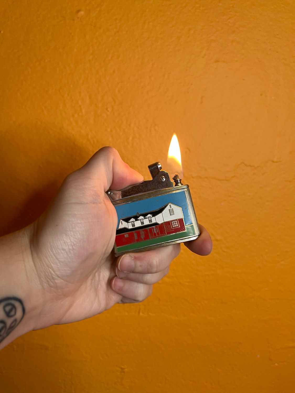 General Contractors Waukesha WI Flat Lighter