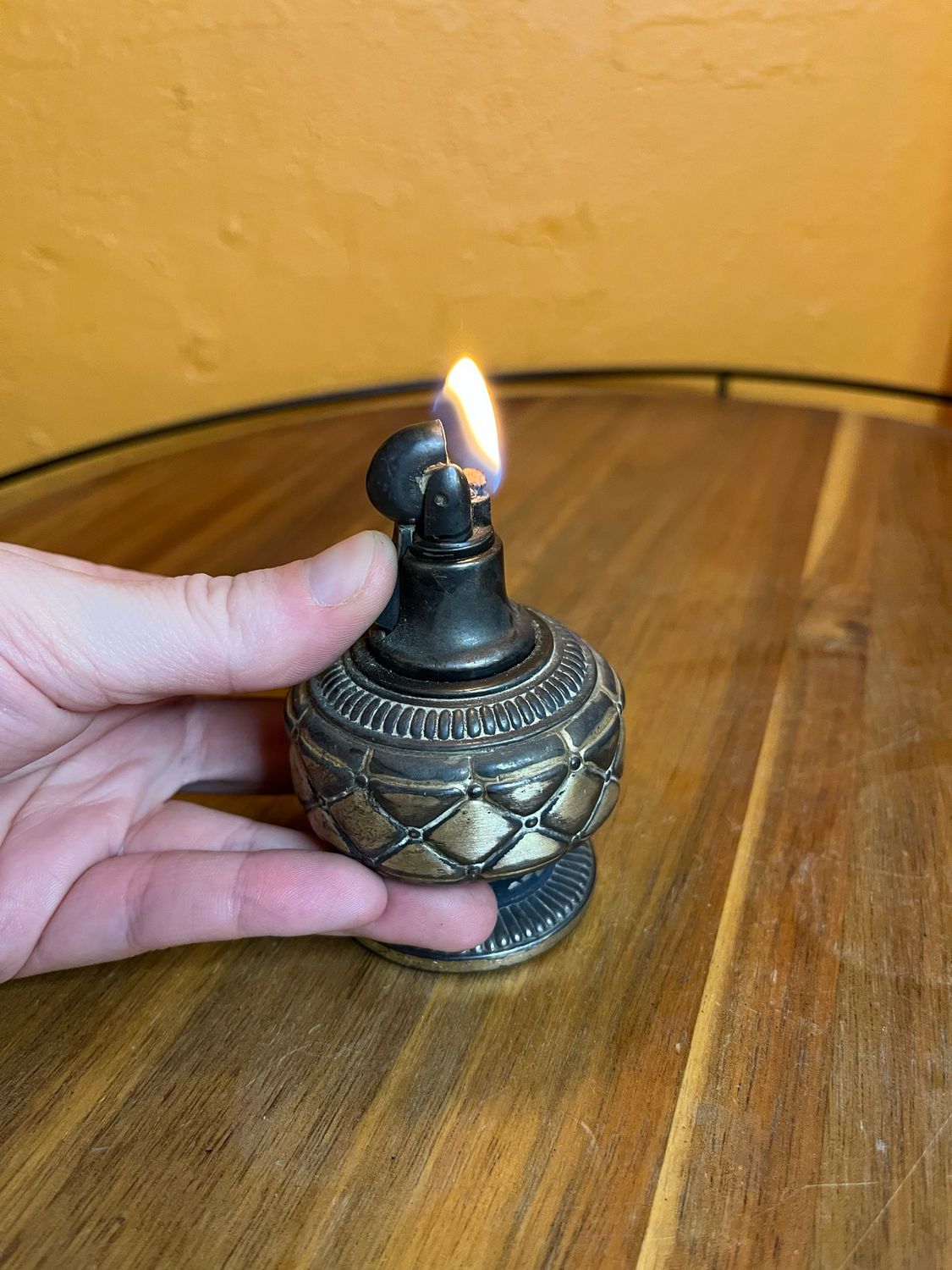 Worn Ronson Gloria Table Lighter