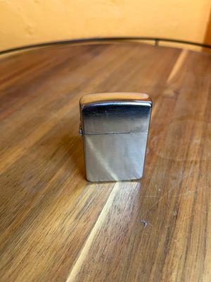 Standard Champ Austria Flip Top Lighter