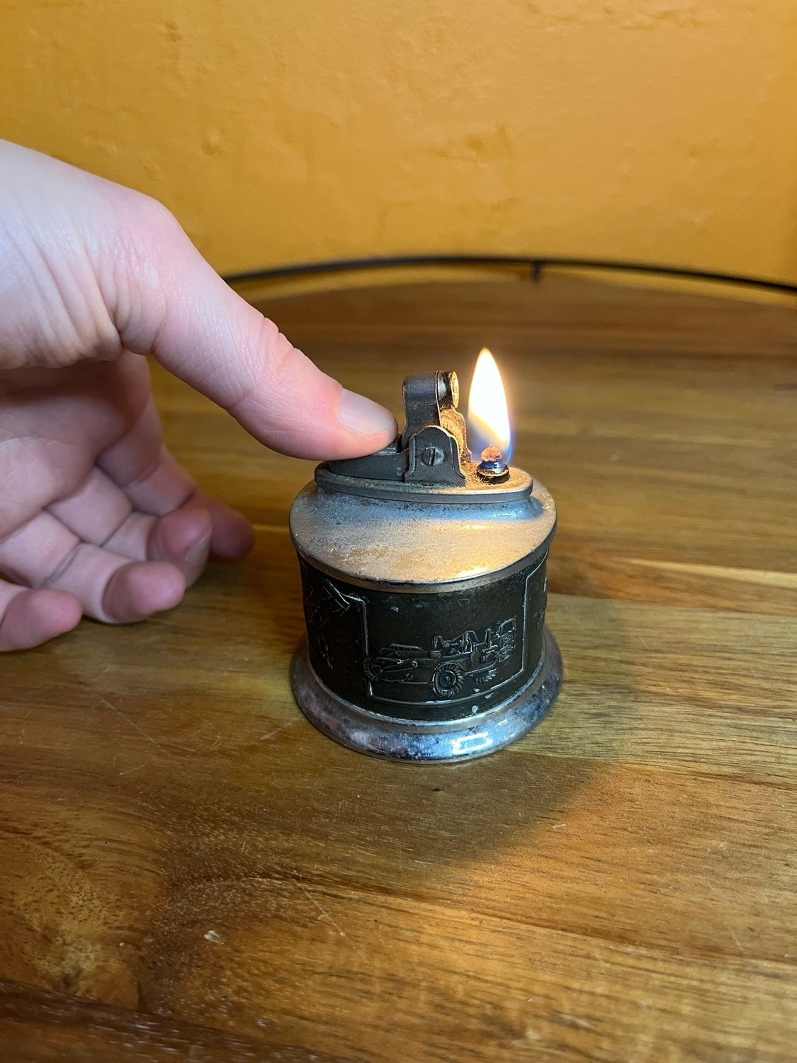 Industrial Equipment Table Lighter