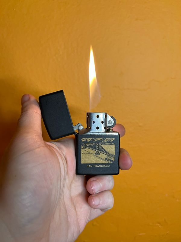 1991 San Francisco Golden Gate Bridge Souvenir Zippo Lighter