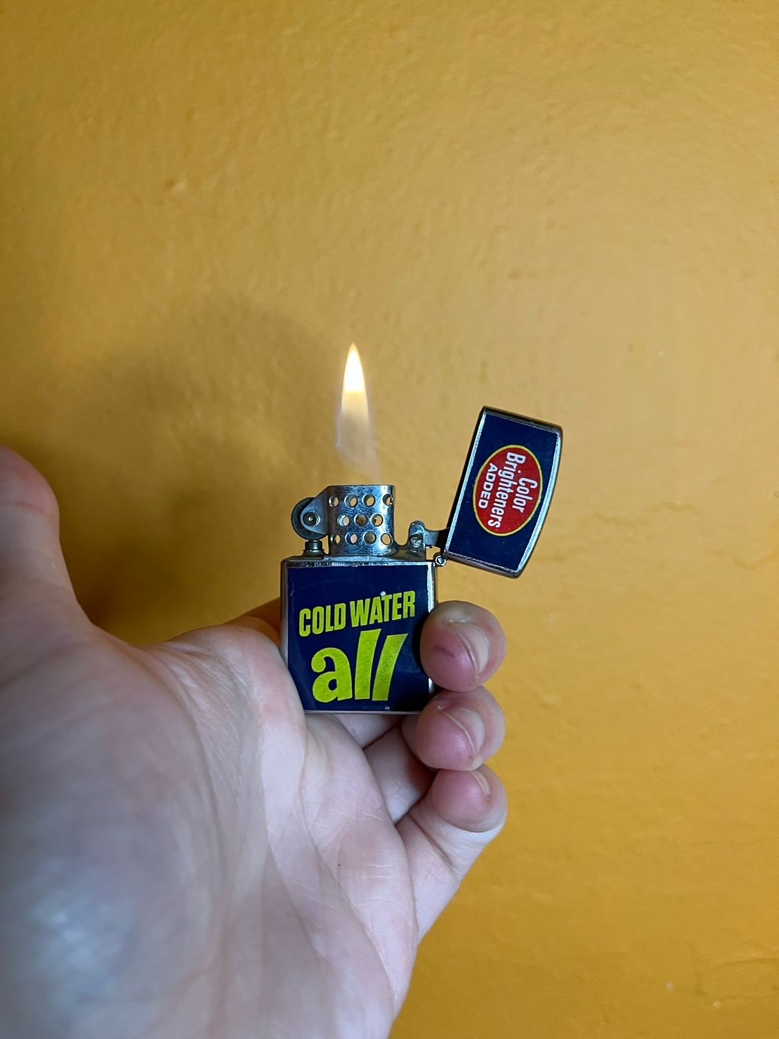 Cold Water All Detergent Flip Top Lighter