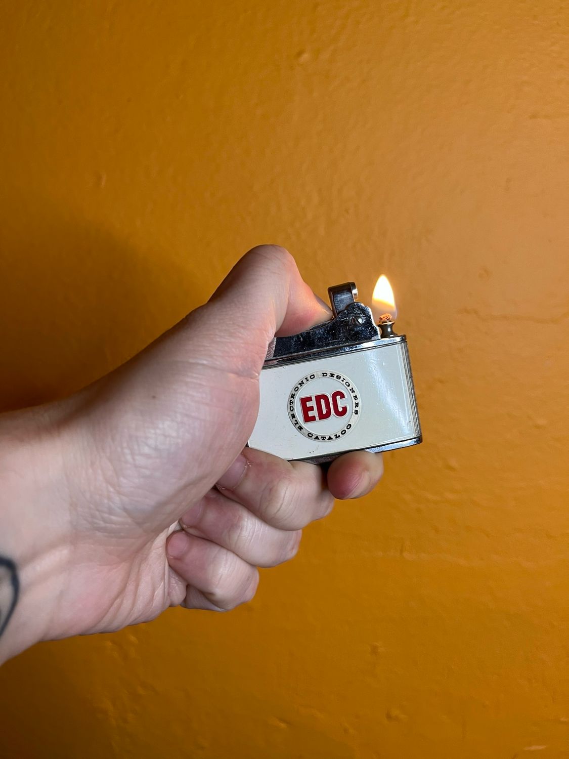 EDC Electronic Designers Catalog Flat Lighter