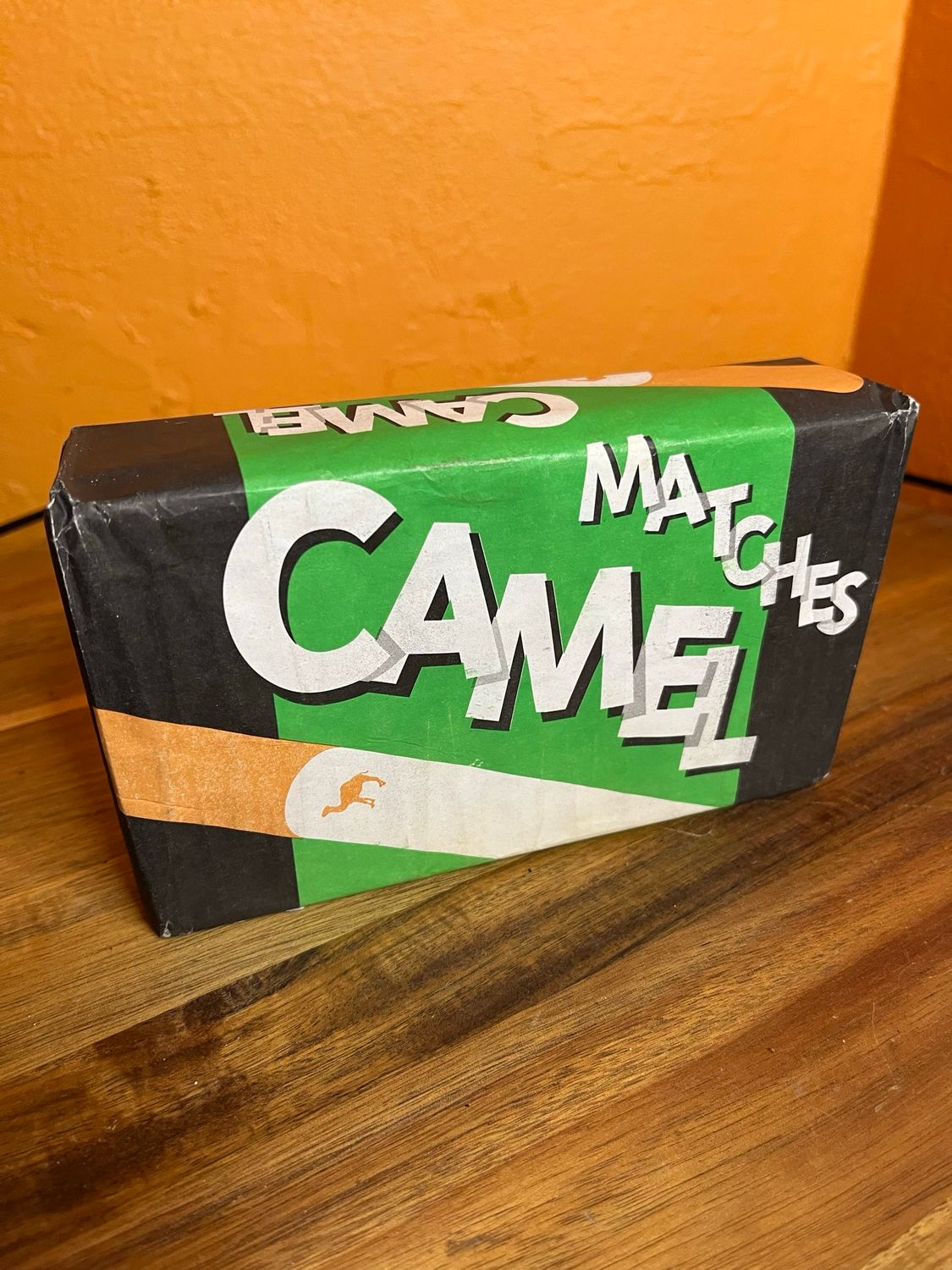 Green Camel Matches Pack
