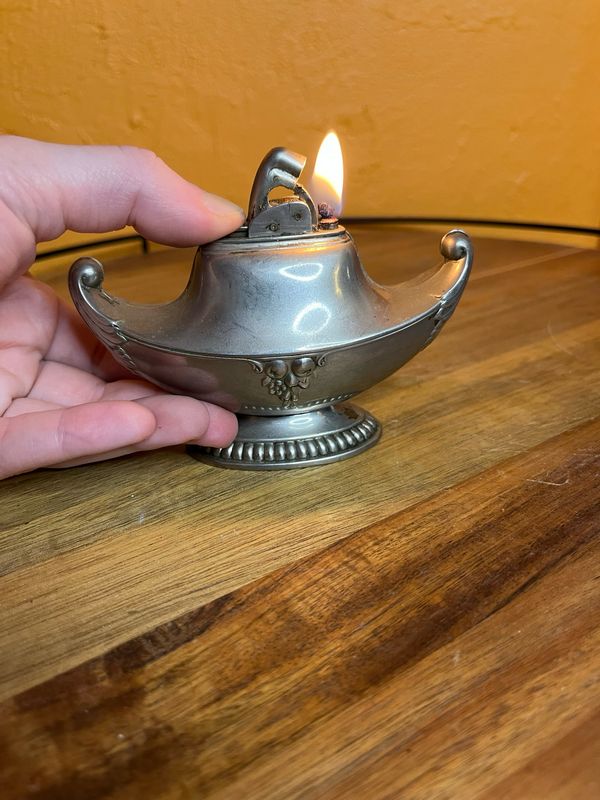 Evans Silver Gondola Table Lighter