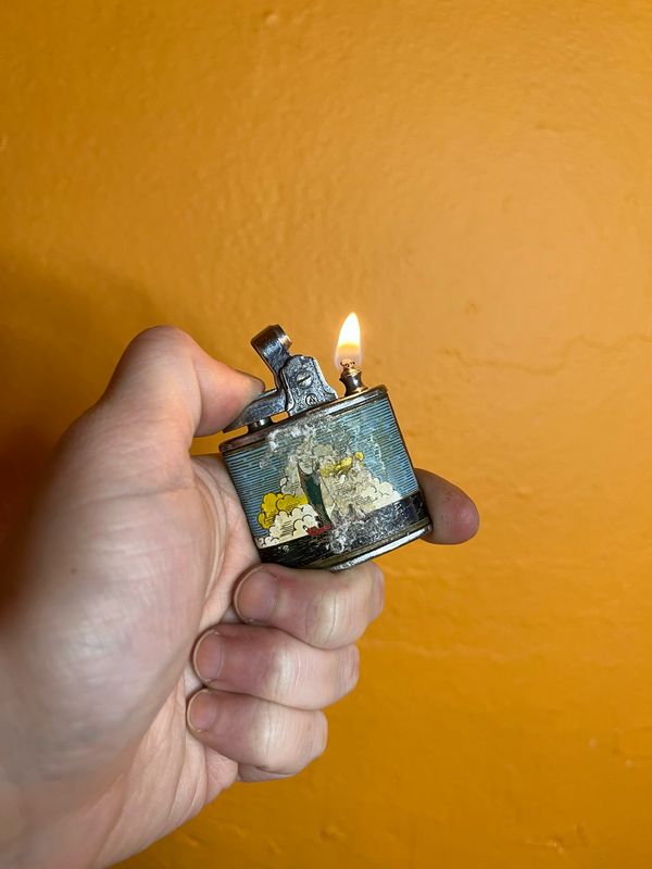 Damaged Guam MT Souvenir Lighter