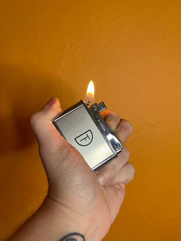 DF Blue Ribbon Brand Flat Lighter