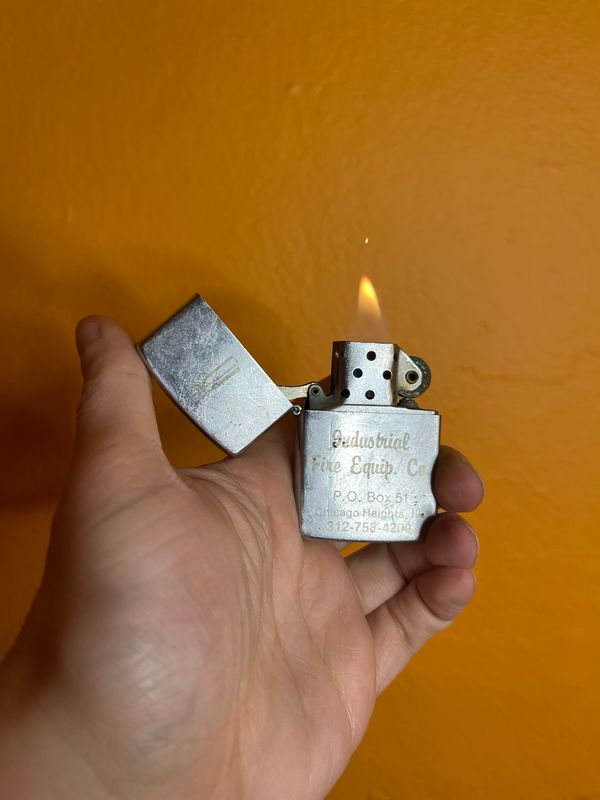 Industrial Fire Equipment Co Chicago Heights Flip Top Lighter