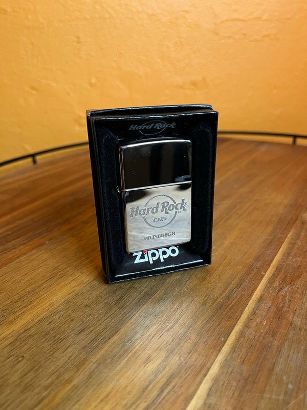 2012 Hard Rock Café Pittsburgh Sealed Unstruck Zippo Lighter
