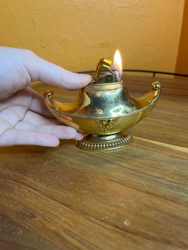 Evans Golden Gondola Table Lighter