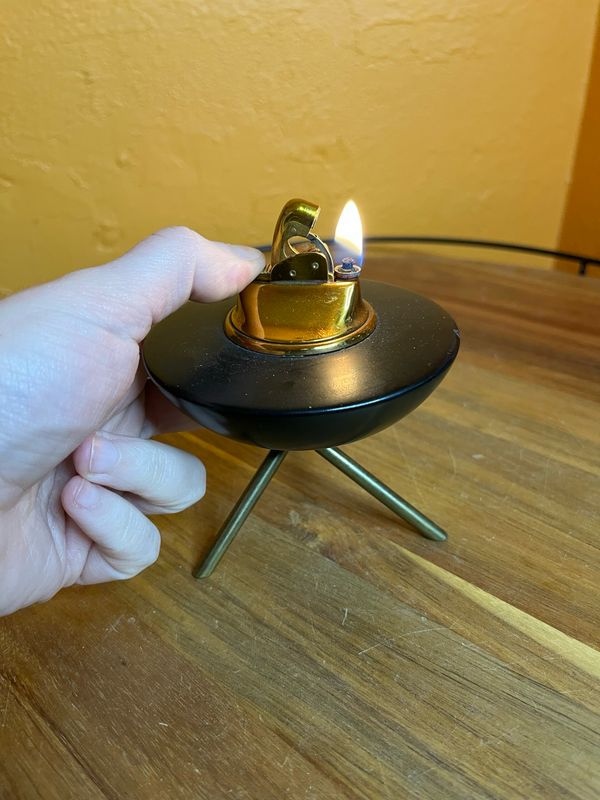 Fayzee Evans By Draymor Tripod Table Lighter