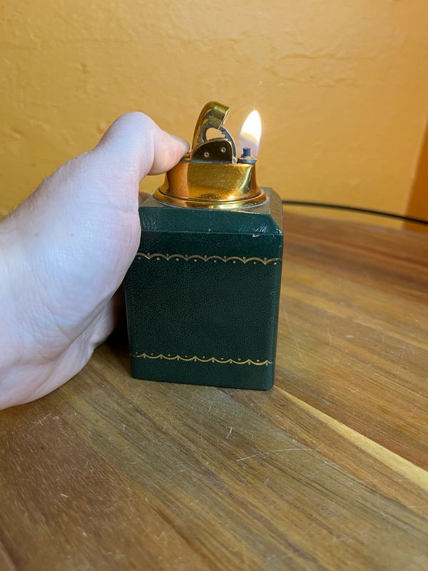 Green Leather Cube Table Lighter