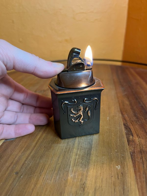 Rampant Lion Heraldry Table Lighter