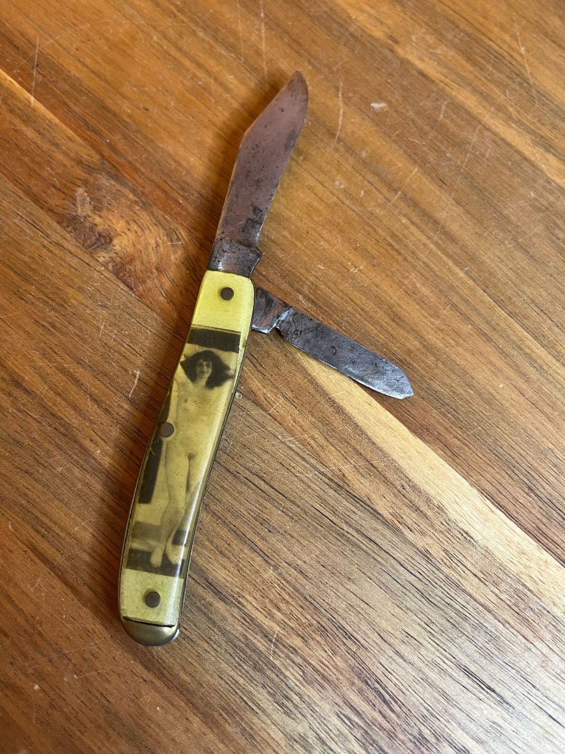 Colonial RI Two Blade Folding Pinup Knife