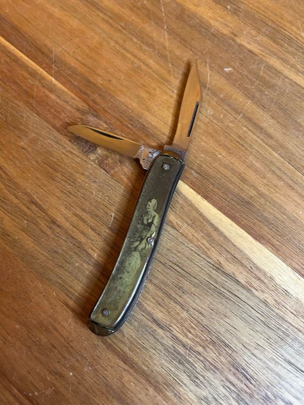 Two Blade Folding Pinup Knife