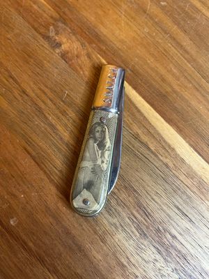 Snatch Nude Pinup Folding Knife