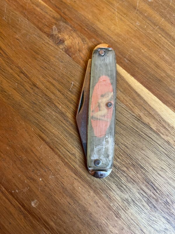 Faded Single Blade Folding Pinup Knife