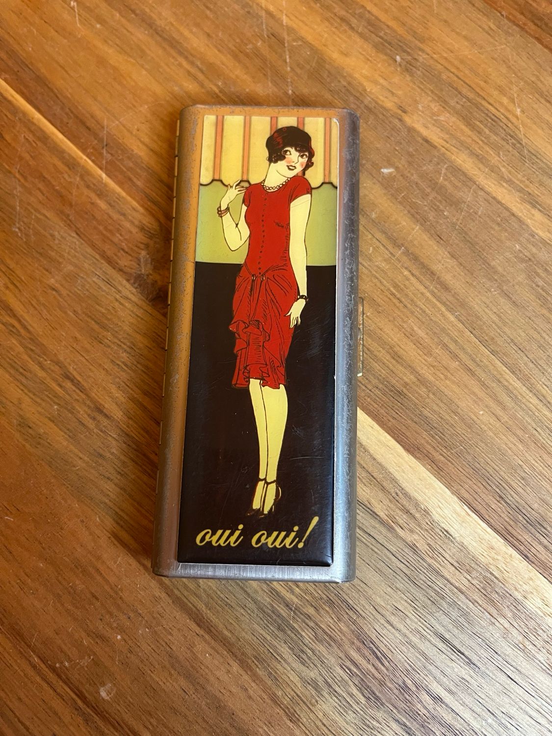 Oui Oui Flapper Girl Classic Hardware Cigarette Case