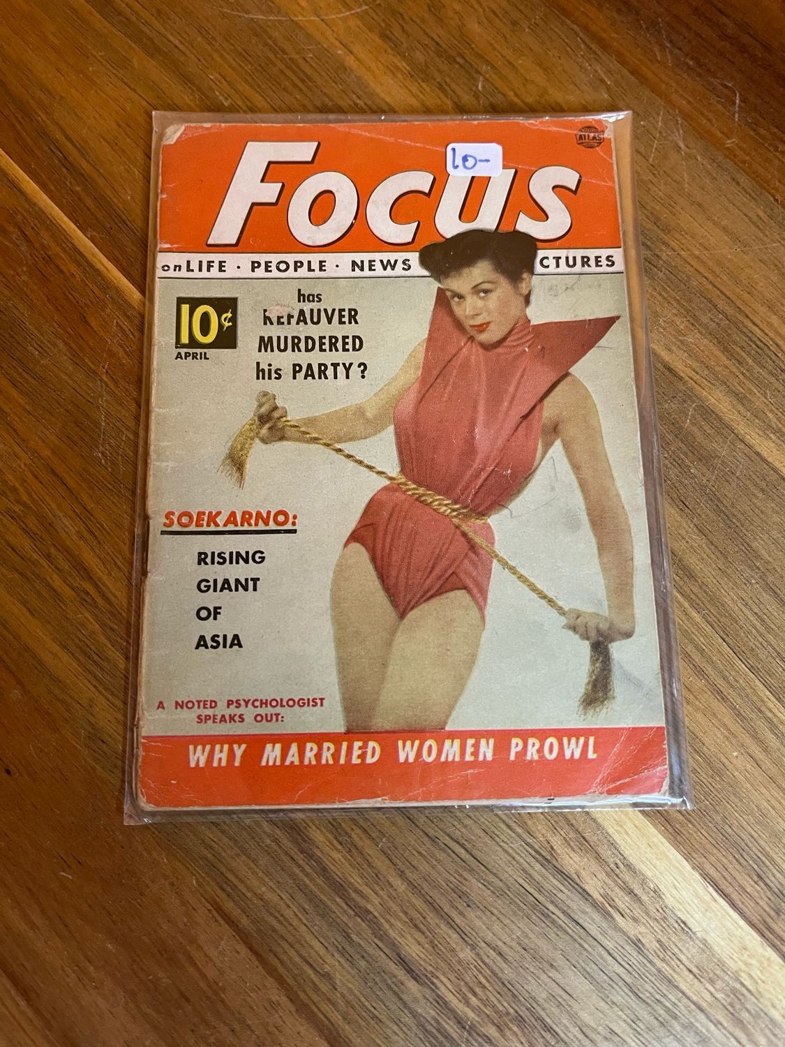 Midcentury April Issue Focus