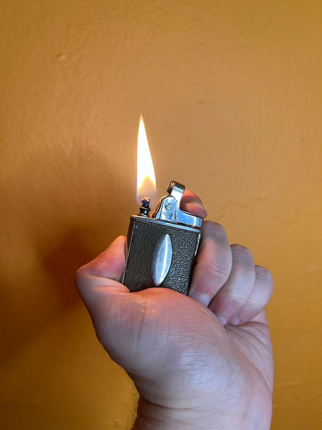 Ronson Leather Surface Lighter