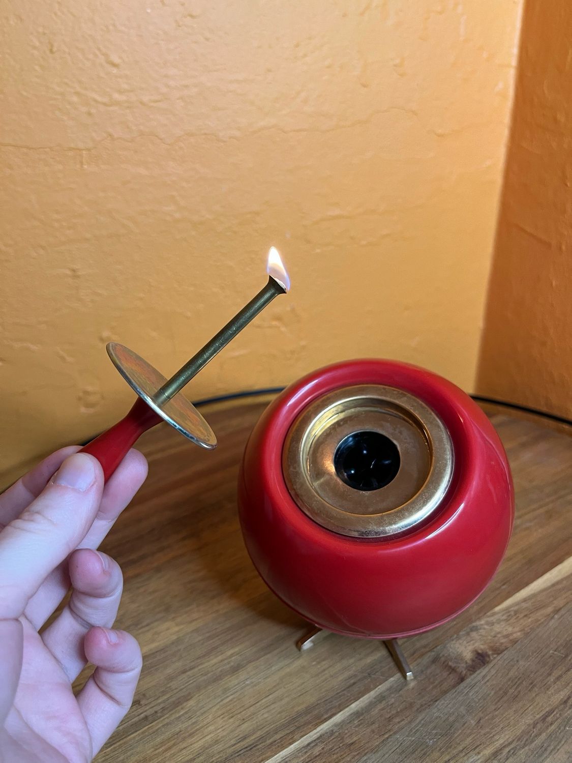 Red Electro Match Table Lighter