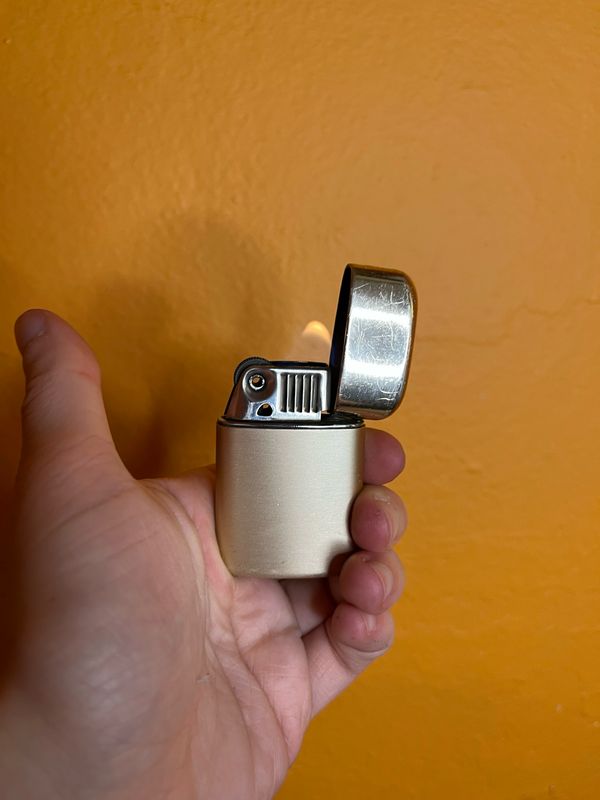 Ronson Typhoon British Empire Made Flip Top Lighter