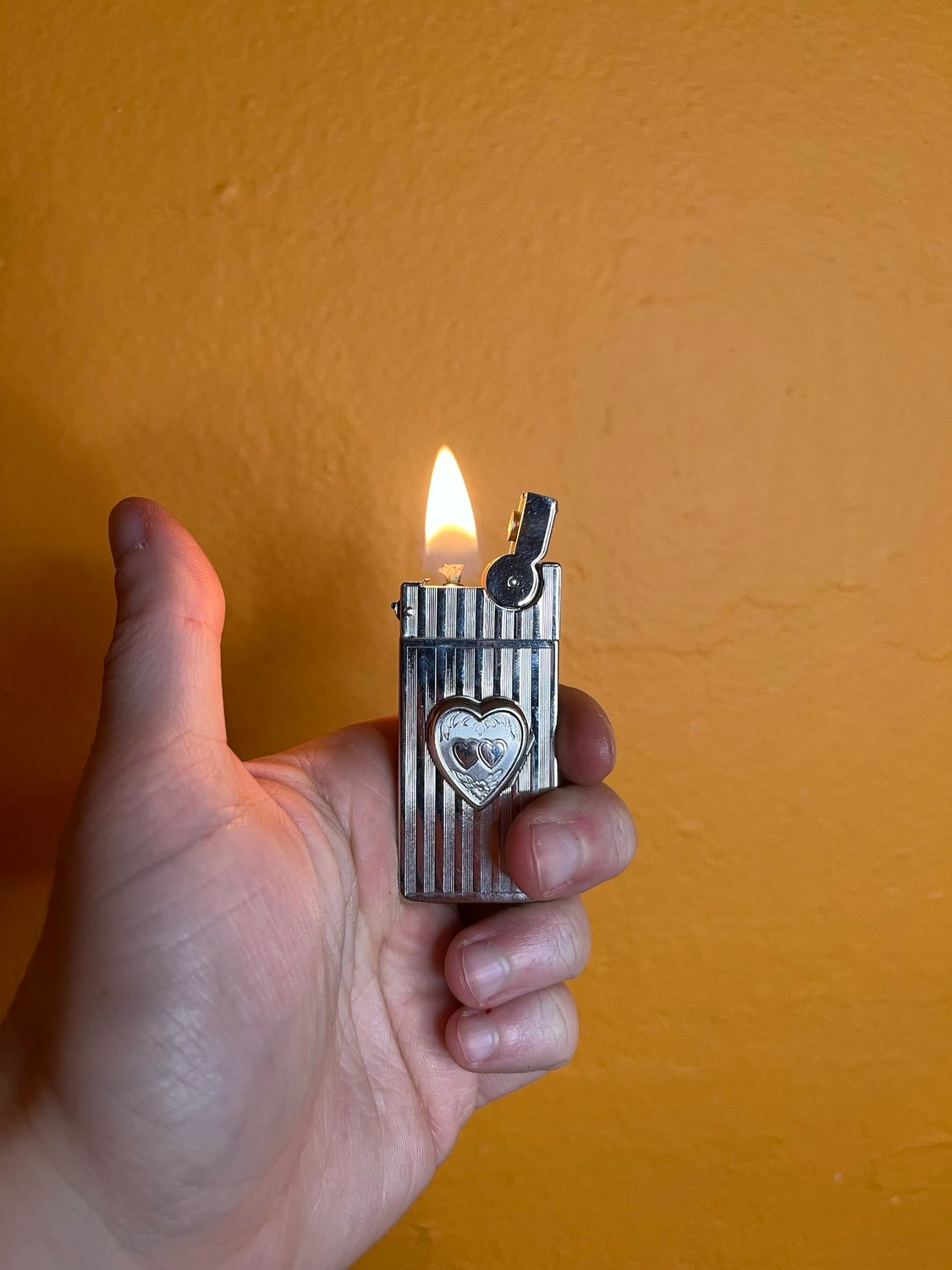 ASR Pair Of Hearts Lighter