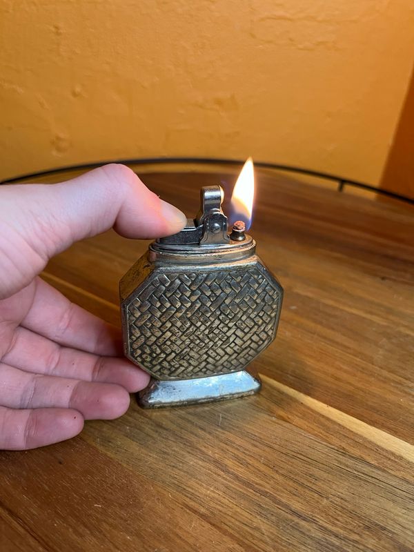 Basketweave Table Lighter