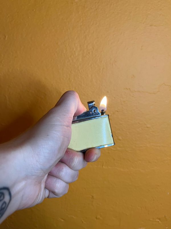 Plain Surface Flat Lighter