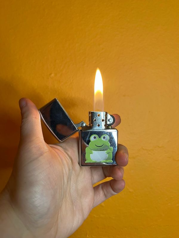 1999 Happy Frog Zippo Lighter