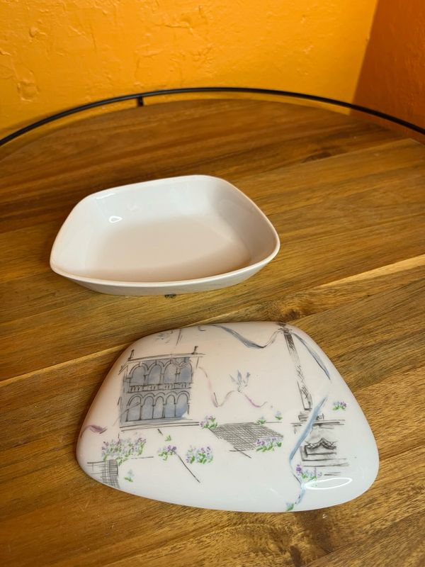 Rosenthal Germany For Ronson Plaza Ceramic Box