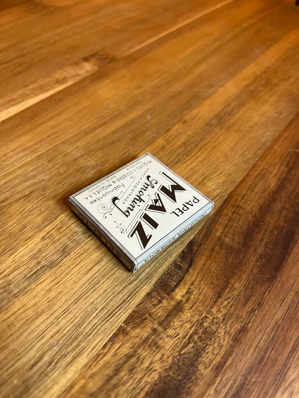 Circa 1976 Papel Maiz Ceniza Spanish Rolling Papers