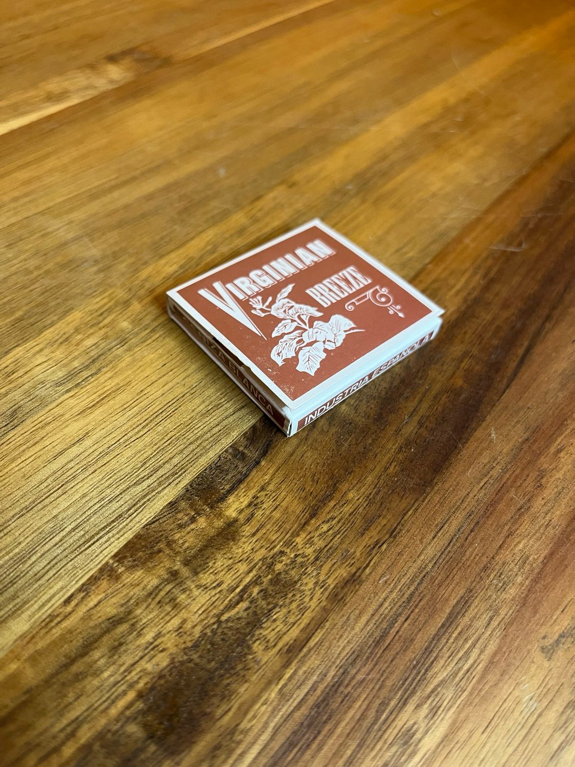 Circa 1976 Virginian Breeze White Spanish Rolling Papers