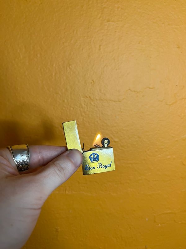 Eton Royal Continental Brand Mini Slim Flip Top Lighter