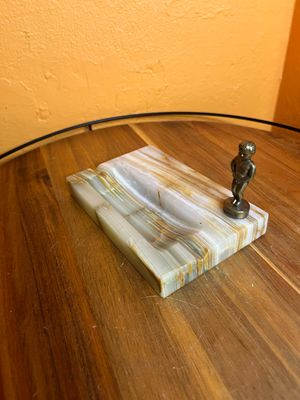 Onyx Stone Manequin Pis Brüssels Souvenir Ashtray