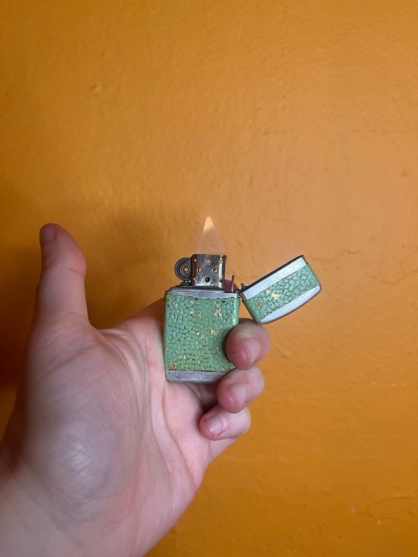 Seafoam Glitter Storm King Slim Flip Top Lighter