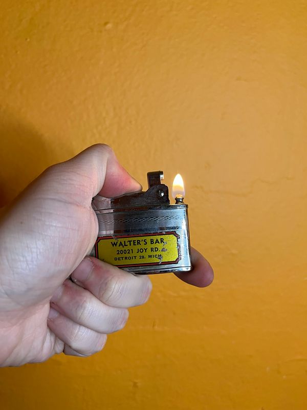 Walter’s Bar Detroit Flat Lighter