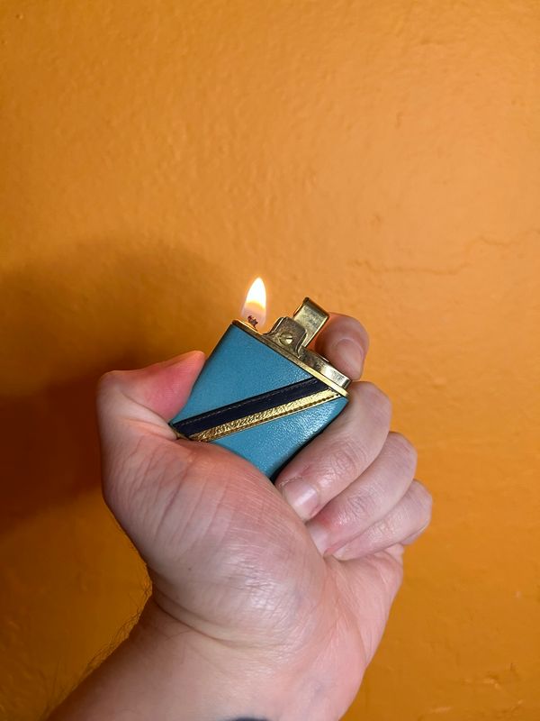 Blue &amp; Gold Prince Gardner Lighter