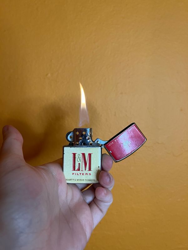 L&amp;M Filters Flip Top Lighter