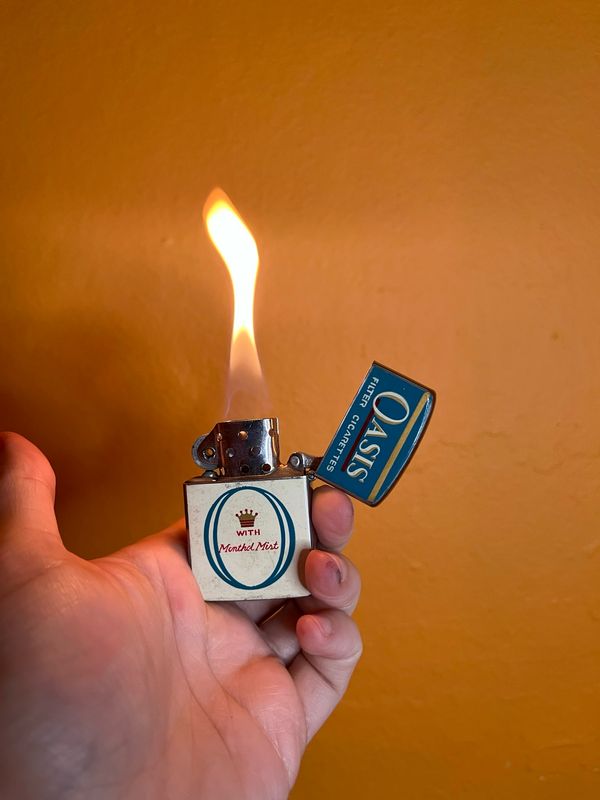 Oasis Cigarettes Flip Top Lighter