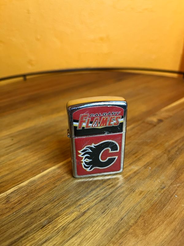 Calgary Flames Flip Top Lighter