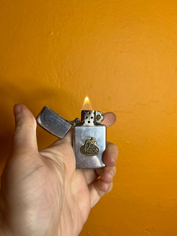 1973 Mack Truck Bulldog Zippo Slim Lighter