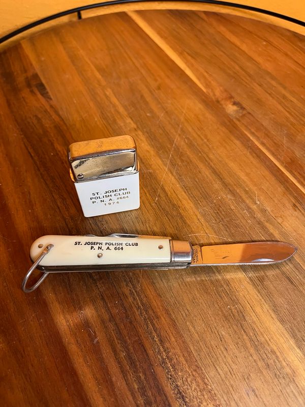 St Joseph Polish Club Flip Top Lighter Knife Set